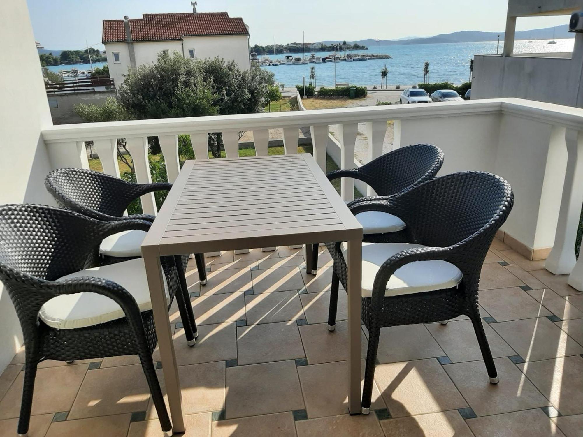 Apartmani Labud Sukosan Luaran gambar